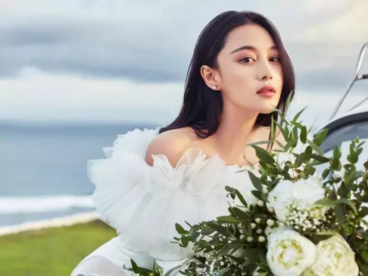 女人必买的10大支粉底液,天价好用的粉底液