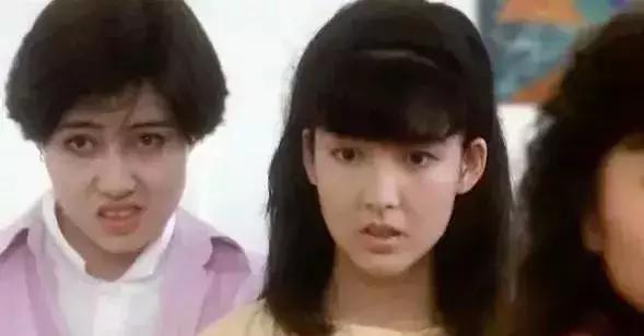 周慧敏20到51岁女神也老了,周慧敏51岁还是很年轻