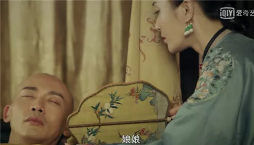 秦岚富察皇后白月,富察皇后秦岚笑容好甜