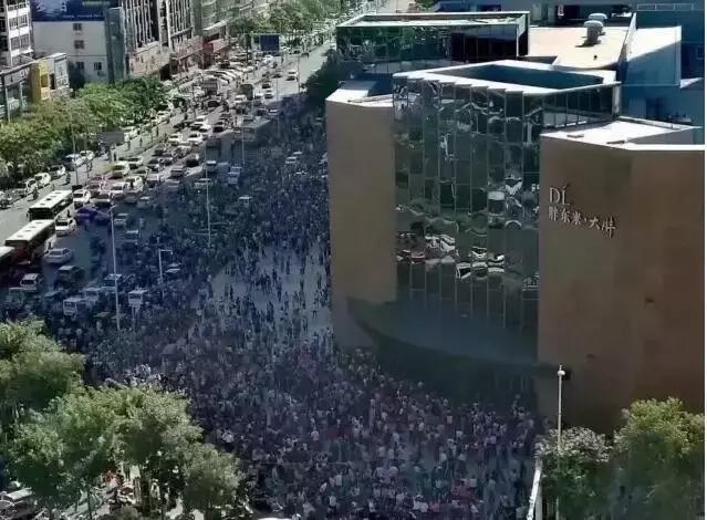 胖东来是中国最好的商场吗,胖东来是最好的商城吗