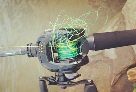 路亚新手入门绑线,新手入坑路亚选2.1米的还是2.4米