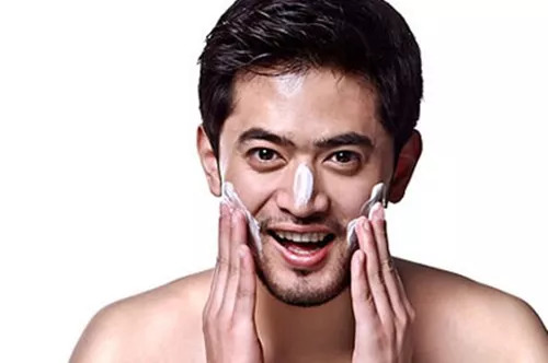 中国男人天生不爱打扮？真的吗？由电商数据看中国男性彩妆消费