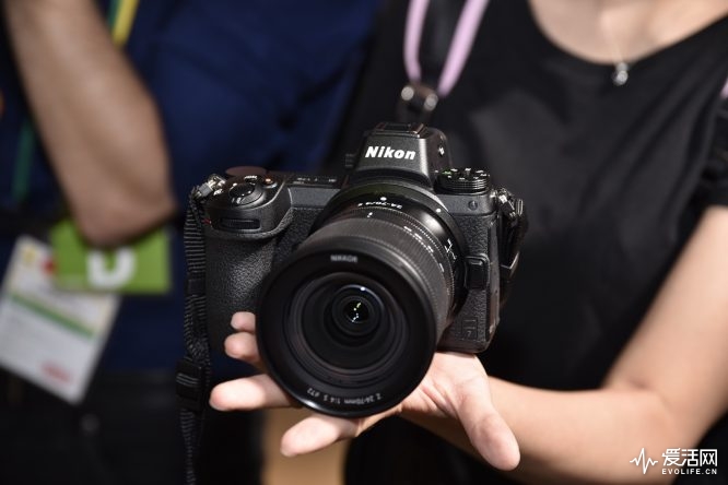 尼康微单全画幅z6和z6ii,尼康2020年底发布新微单z8z7s