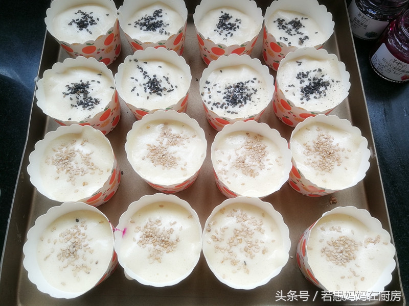 家庭版小蛋糕怎么做松软香甜,香喷喷的蛋糕