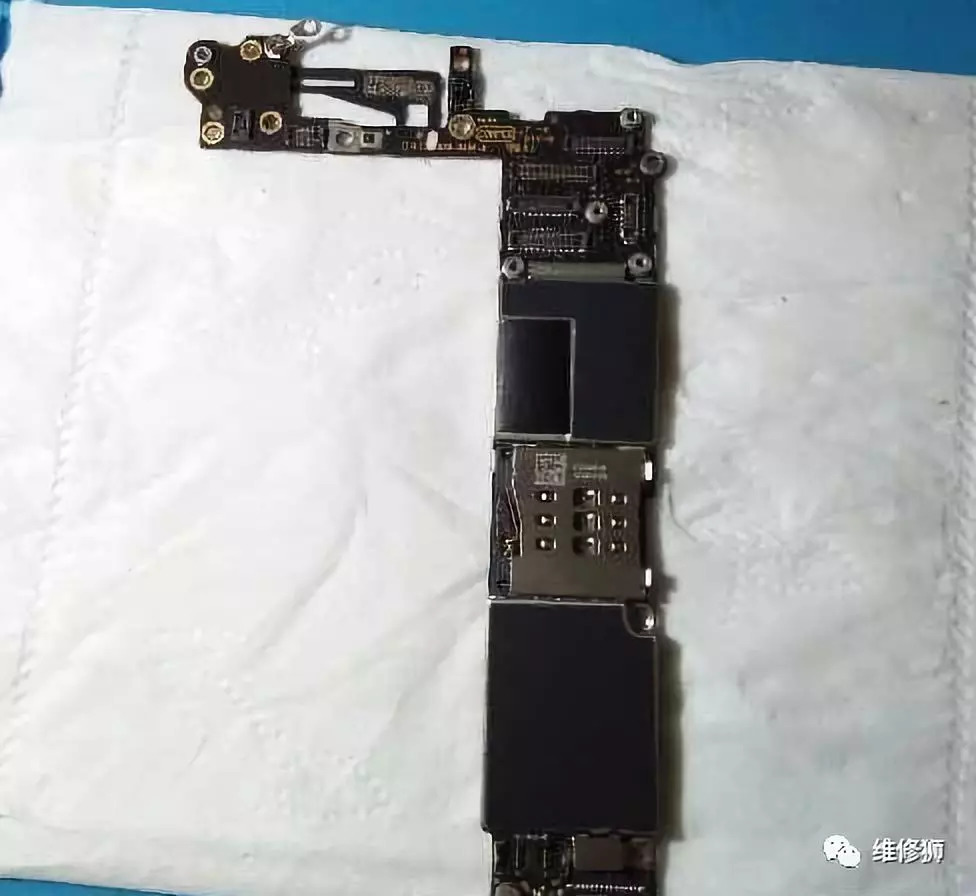 iphone6怎样强制重启,iphone6不停的重启程序