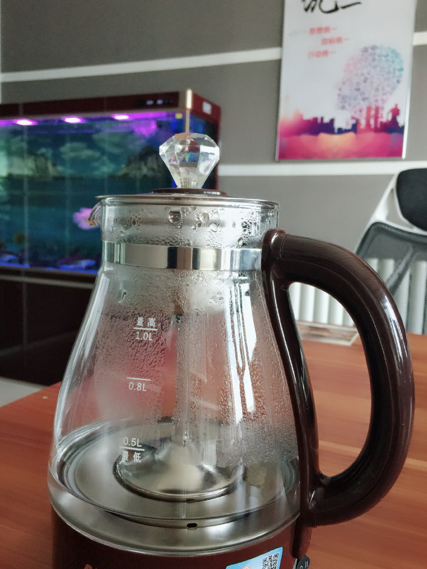 你还在买大牌护肤品吗,50岁适合sk2还是雅诗兰黛海蓝之谜