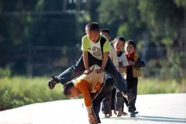 这些号称“绝招”的神技，黔南人你还记得几招？