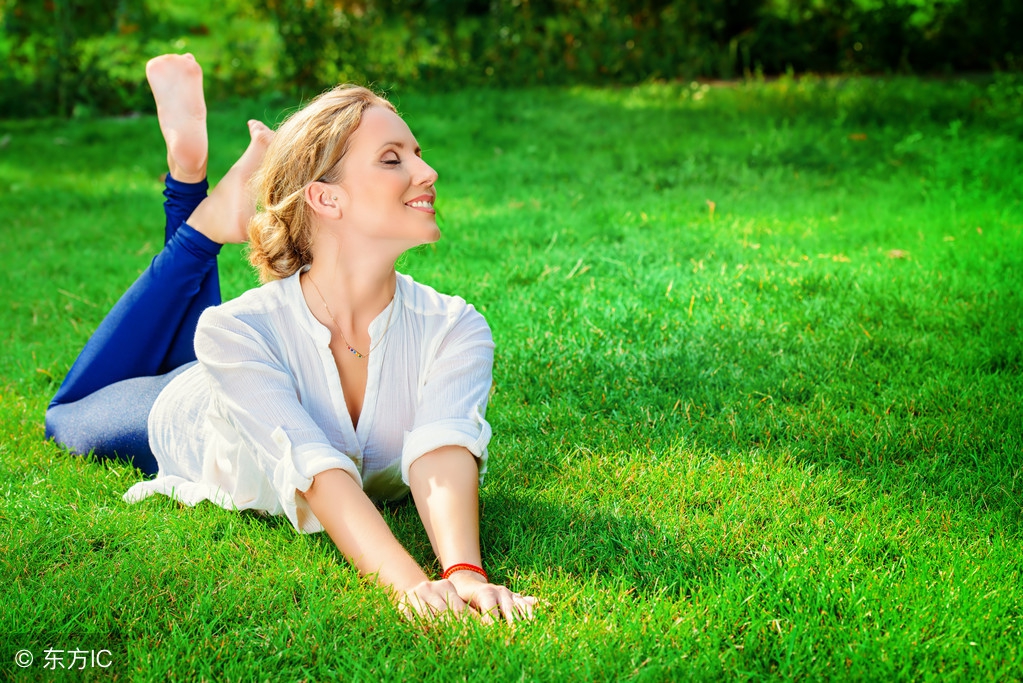 大姨妈造访时小腹痛头痛还胃口差是经期综合征，如何缓解？