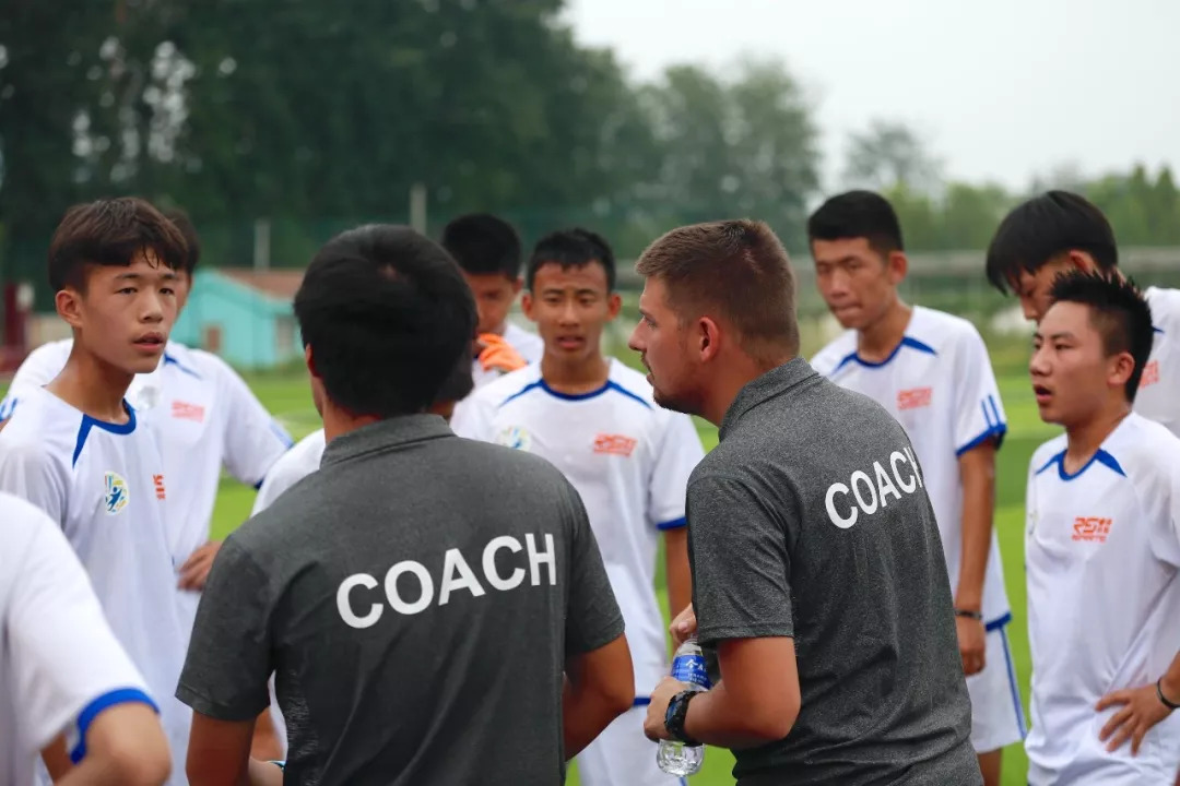 北京足球夏令营友谊赛报名,2021北京青少年校园足球夏令营