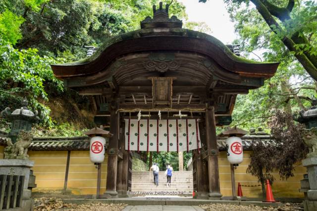 最古老的日本温泉,在日本最古老的温泉
