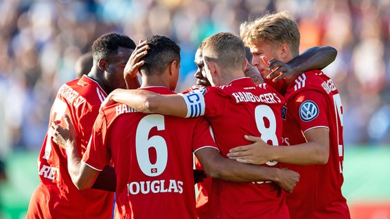 门将战术革命？全欧洲都在看这家德乙俱乐部的“疯狂实验”