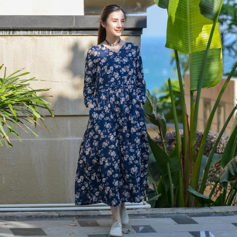 潮流印花连衣裙，夏末初秋魅力依旧