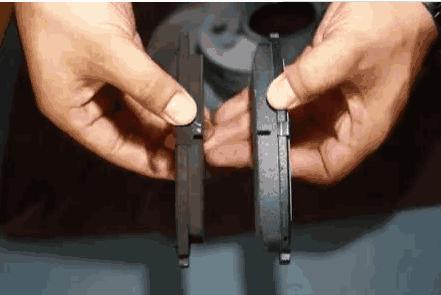 汽车雨刮异响是什么问题,汽车异响找不到地方怎么办