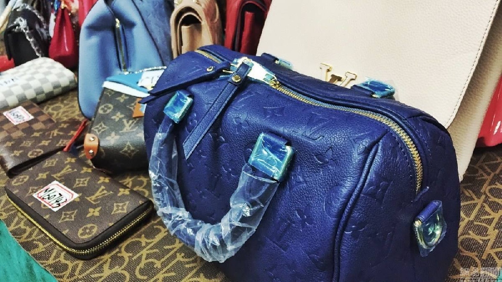 假冒商标造假售假,假冒品牌被查