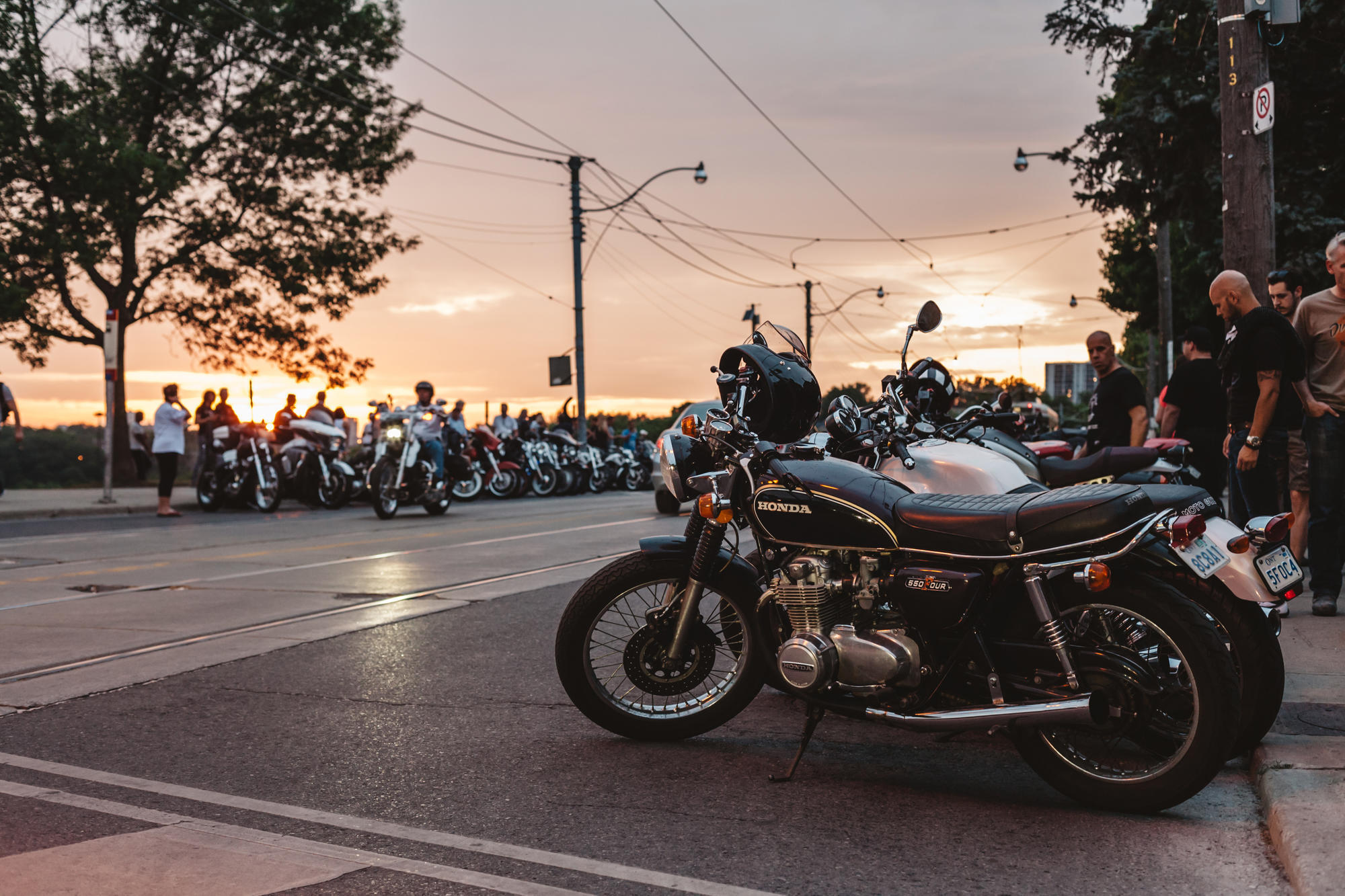不想错过沿途的风景,摩旅相机哪个性价比高