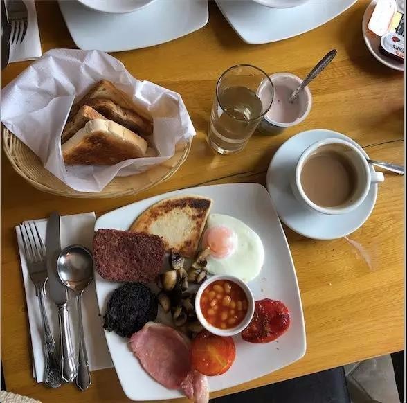 我到乌托邦鼻祖欧文的地盘上转了下，和英国人聊了聊