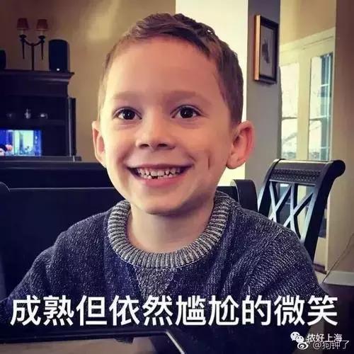 用气垫霜和粉底液有什么区别,粉底液和气垫有什么差别