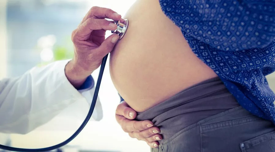 量血压选左手还是右手,右手血压90到150左手85到140