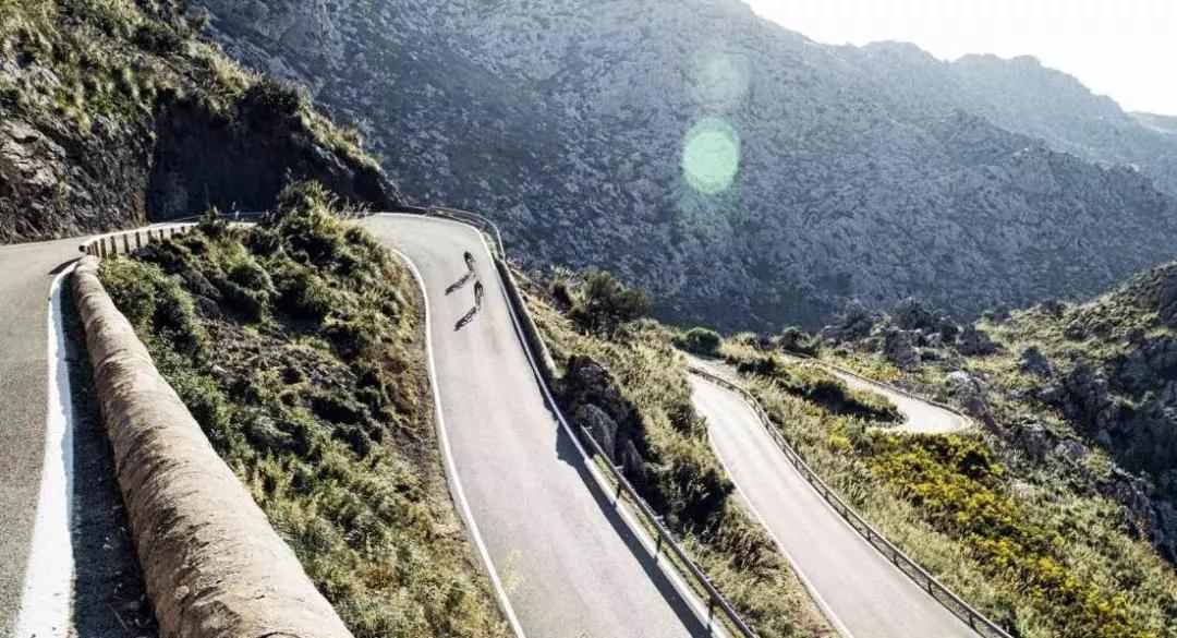 一天坚持骑行15公里的好处,坚持骑行身体有多强壮