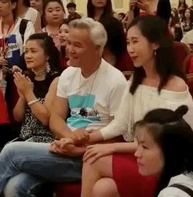 这对夫妻怎么作都不奇怪了，心痛的是其他明星为什么要掺和……