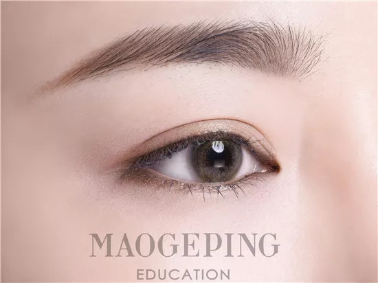 日常简单又好看的妆容应该怎么画,超简单的妆步骤