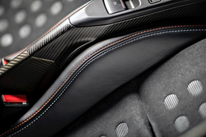 福特新款gt40图片,福特gt40限量版白色