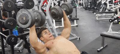 锻炼胸肌中间的全部方法,超级训练组胸肌背肌一天搞定