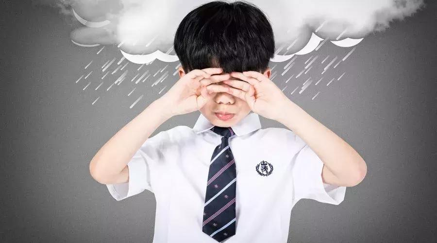 中国式家庭教育的母爱,中国式父母的教育方式让人泪目