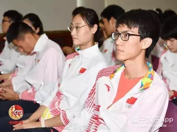 吴彦祖跳高完整版,陈伟霆吴彦祖撞脸