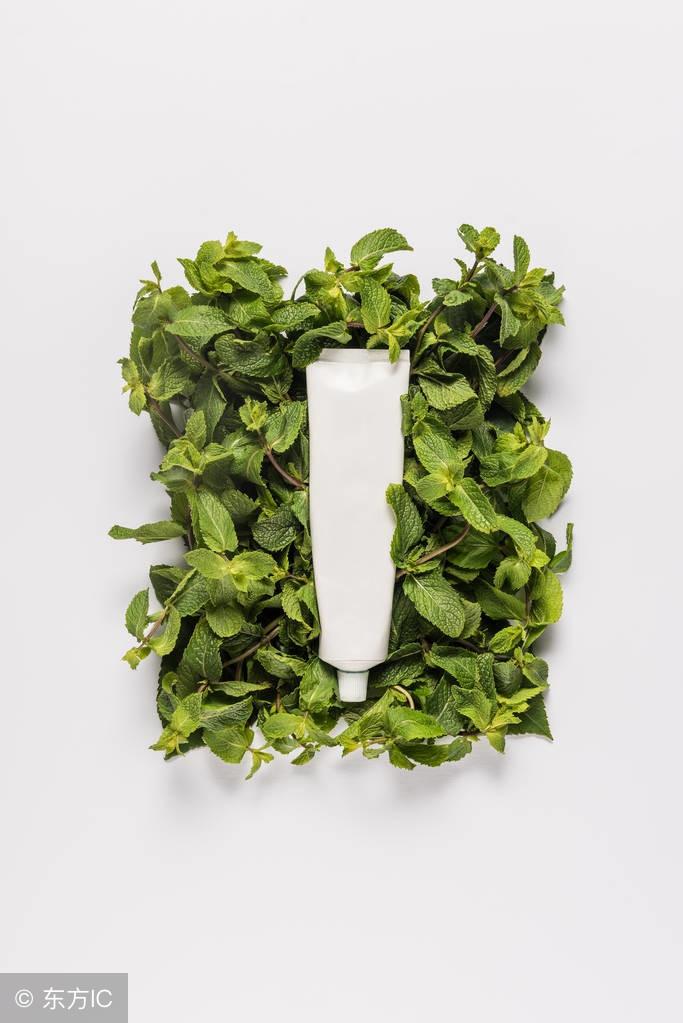 脚气痒臭用什么泡脚,脚气脚痒可以擦大蒜吗