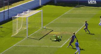 2017年欧冠决赛c罗倒钩射门获奖,欧足联最佳阵容颁奖