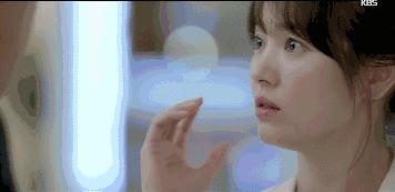 发黄变脏的手机壳不要丢，裹上鸡蛋液和面包糠……