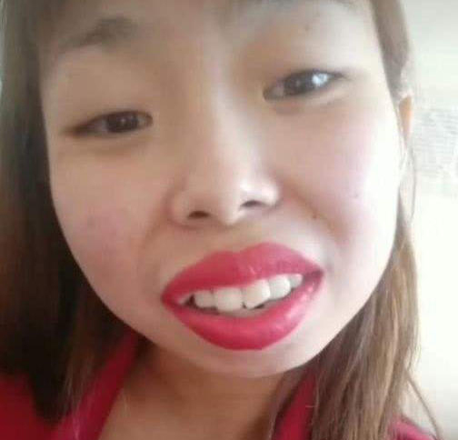 成都小甜甜走红毯,成都小甜甜街头