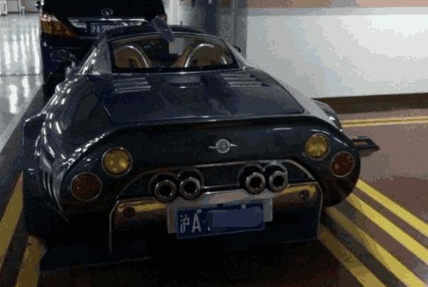 10万一平的小区，法拉利劳斯莱斯排排放，薛之谦就住这