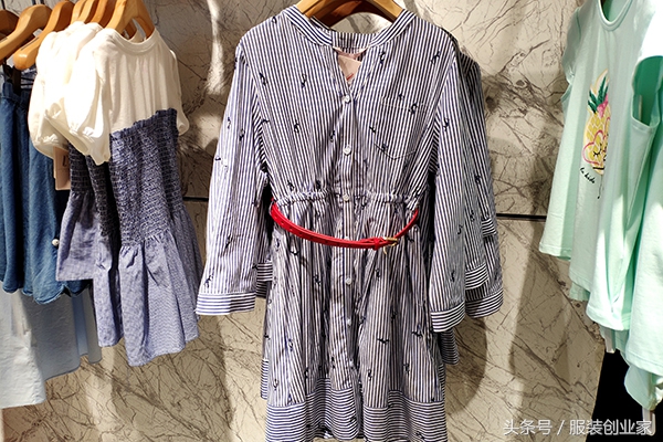 从摆摊到开店,从摆摊到开店的生意