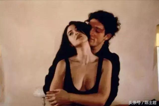 她是全球公认的最性感女神，“裸露”却不情色的人间*物尤**！