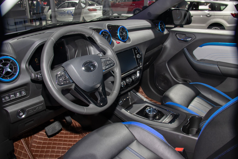 东南dx3ev400售价,东南dx3ev400旗舰款各种功能