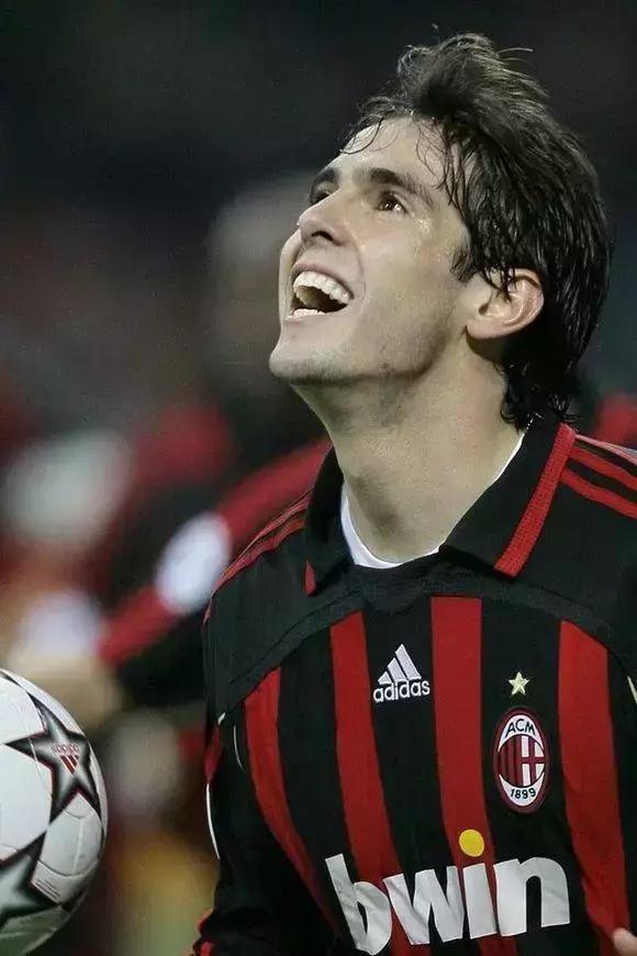 天下足球最感人,天下足球感动人心的时刻