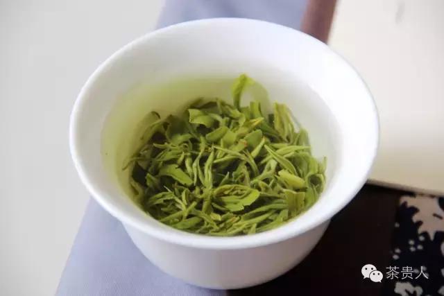 纯手工炒绿茶烘焙工艺,烘焙日照绿茶怎么做的