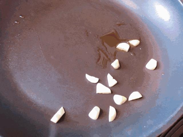 不需要番茄也不需要鸡蛋的烩饭,超简单的西班牙烩饭