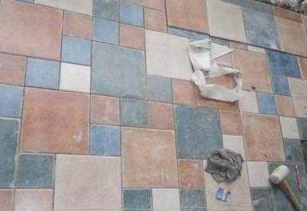 露天阳台底下做了防水怎么铺地砖,阳台已经贴了瓷砖如何做防水