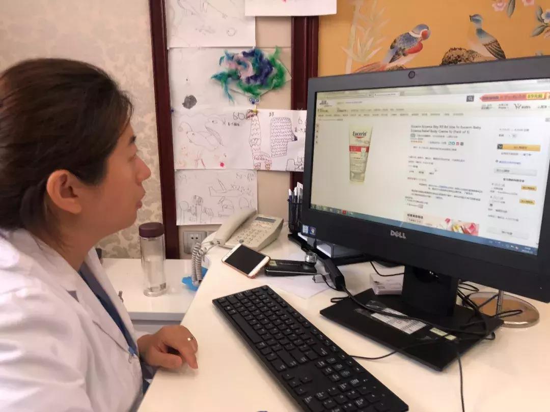 宝宝湿疹康复的全过程,宝宝湿疹不严重也不见好