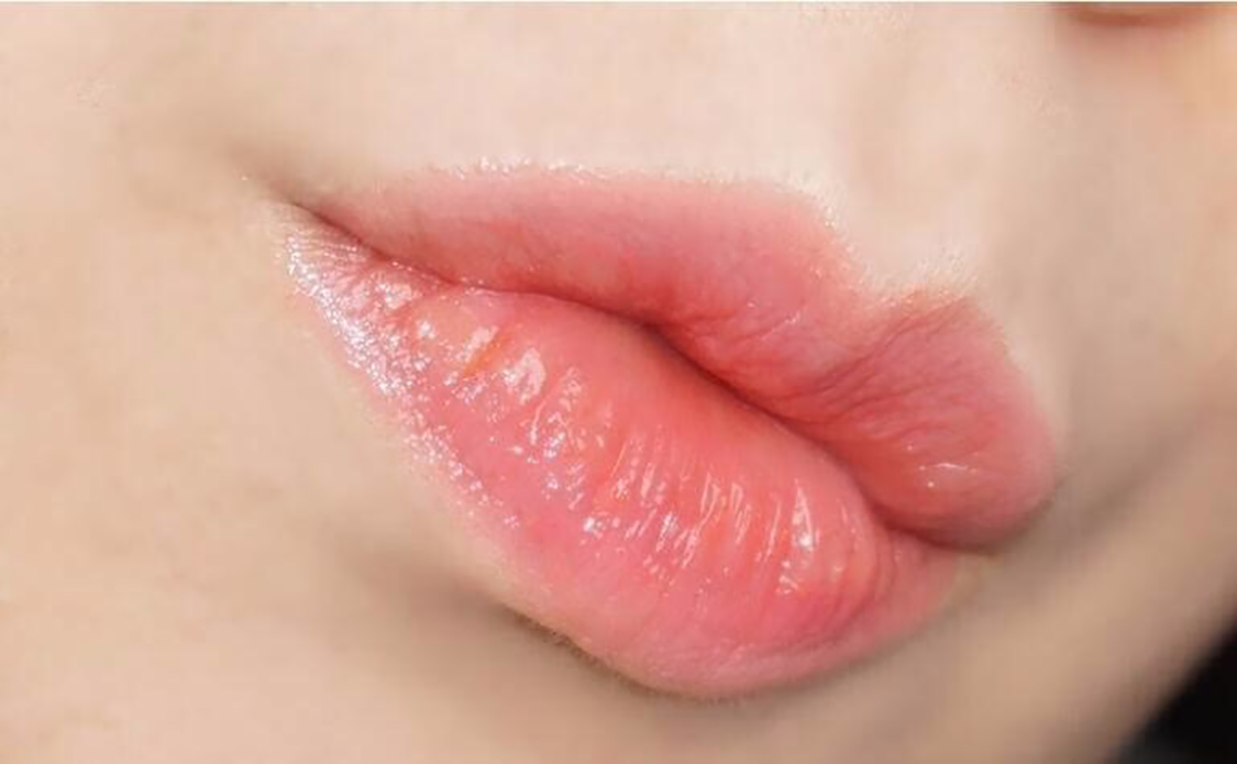 迪奥口红变色润唇膏怎么样,dior迪奥粉漾魅惑变色润唇膏015