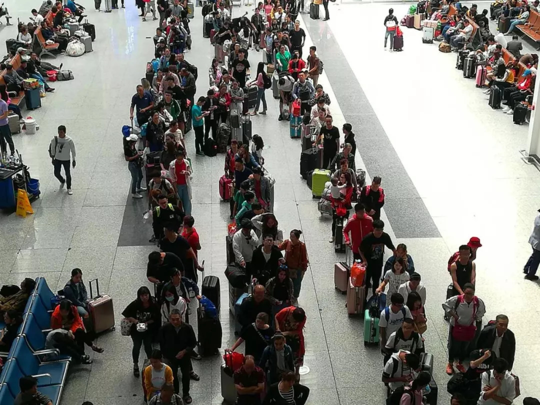 十一期间火车票什么时候开售 (十一小长假火车票抢到了吗)