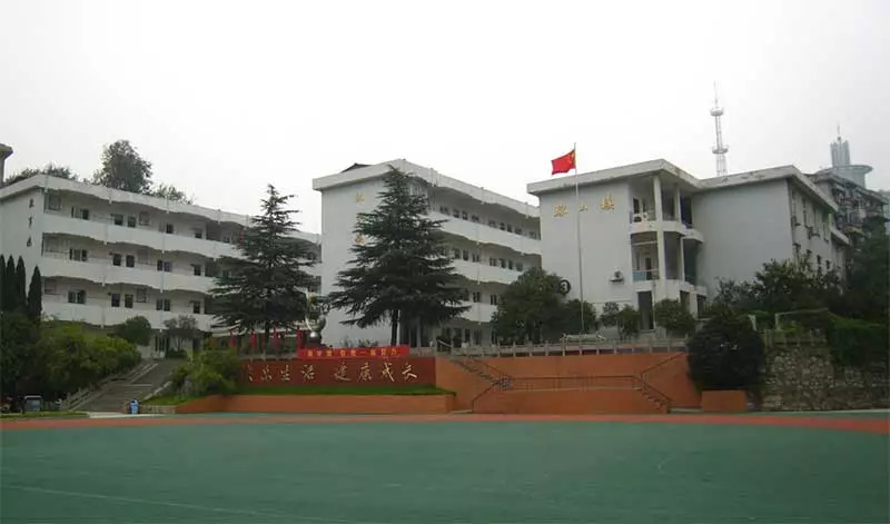 国家正式出手！朋友圈里的代购和微商要“黄”了？