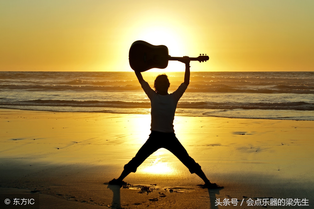 学吉他第一步应该学什么,学尤克里里对学吉他有帮助吗