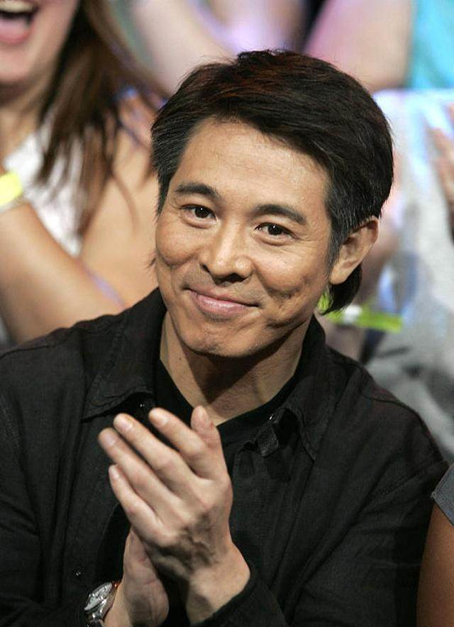 明星抗日胜利纪念日,盘点抗战的爱国名场面