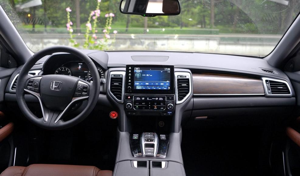 2.0t汉兰达对比2.0t本田urv加速,汉兰达和本田urv哪个档次高