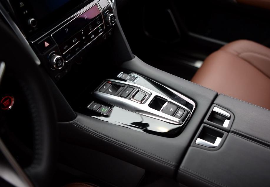 2.0t汉兰达对比2.0t本田urv加速,汉兰达和本田urv哪个档次高