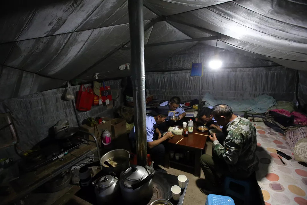 守护“九层妖楼”的宁静